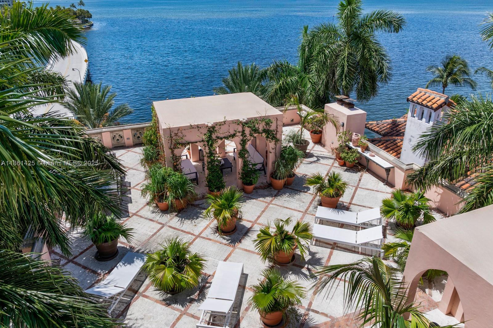 1840 S Bayshore Ln Miami, FL 33133