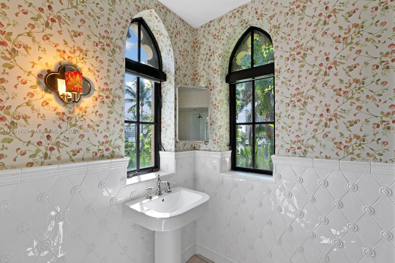 1840 S Bayshore Ln Miami, FL 33133