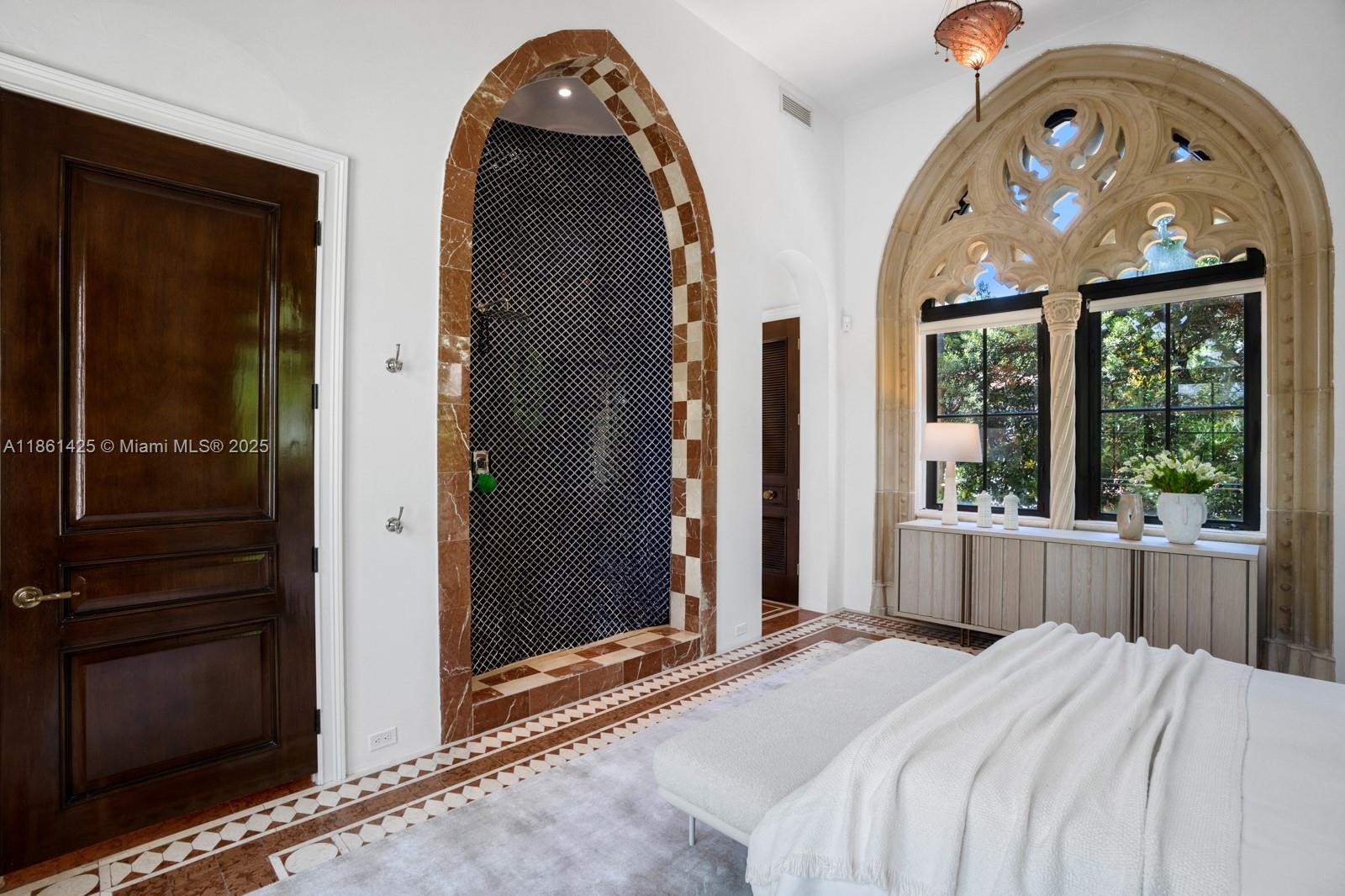 1840 S Bayshore Ln Miami, FL 33133