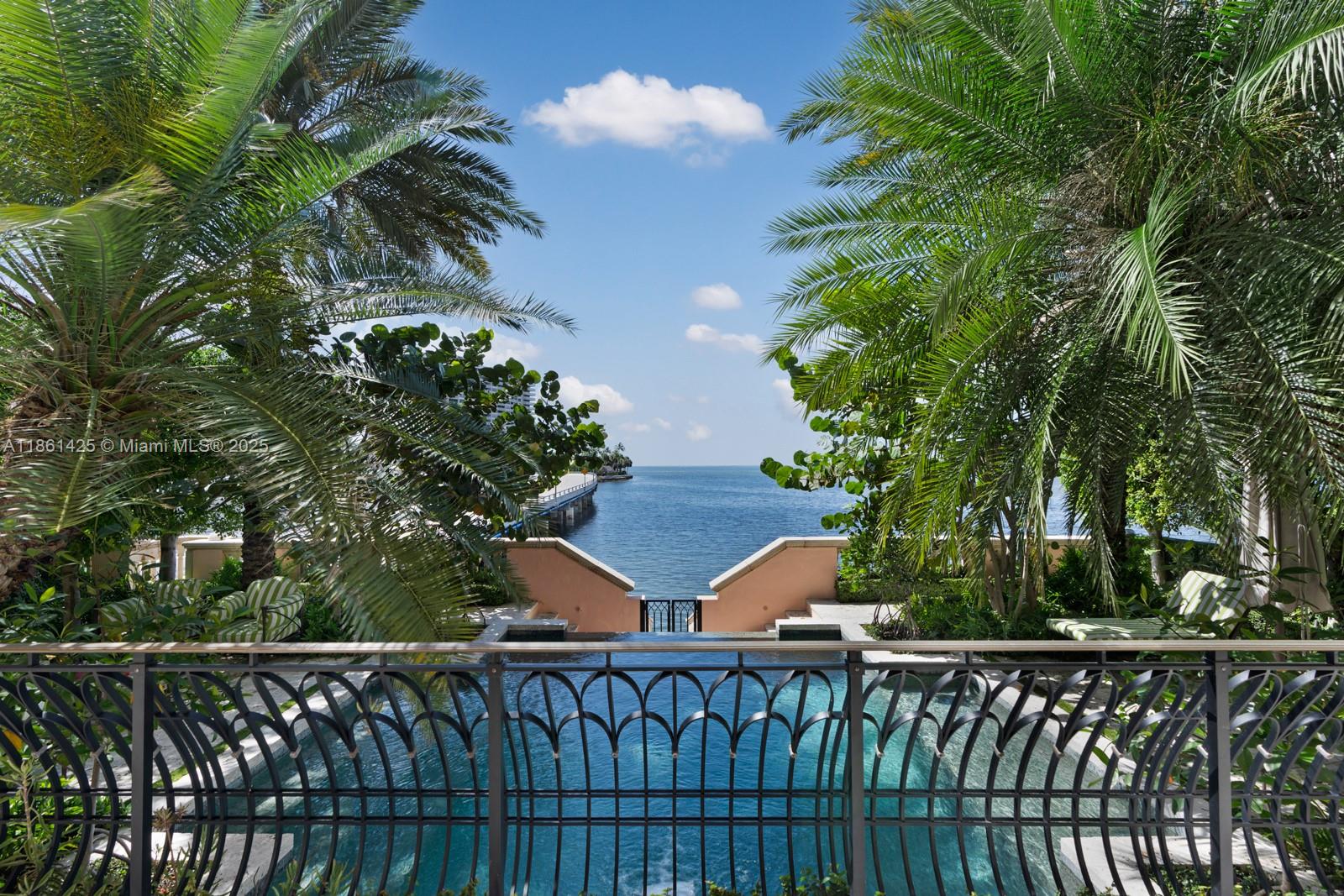 1840 S Bayshore Ln Miami, FL 33133