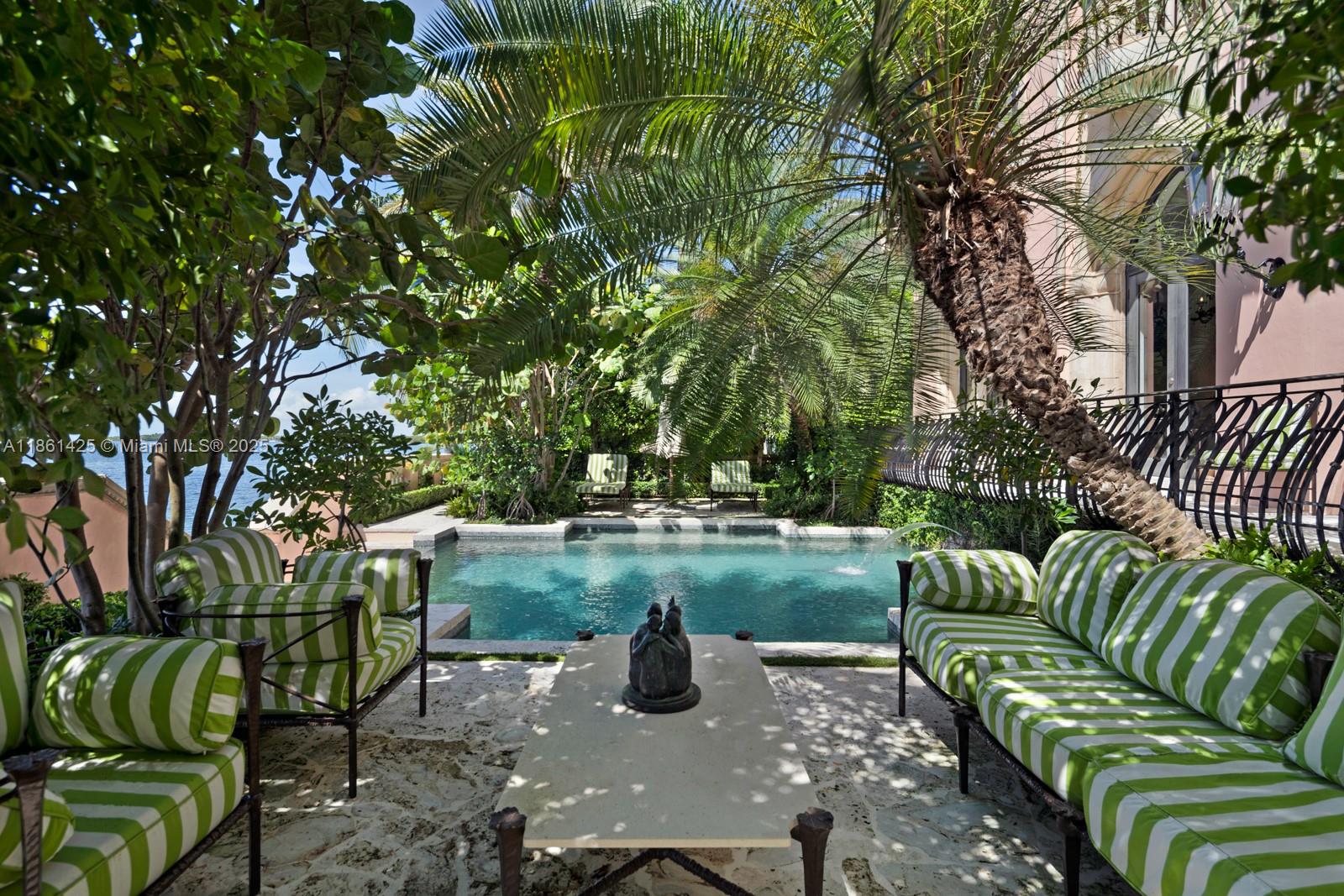 1840 S Bayshore Ln Miami, FL 33133