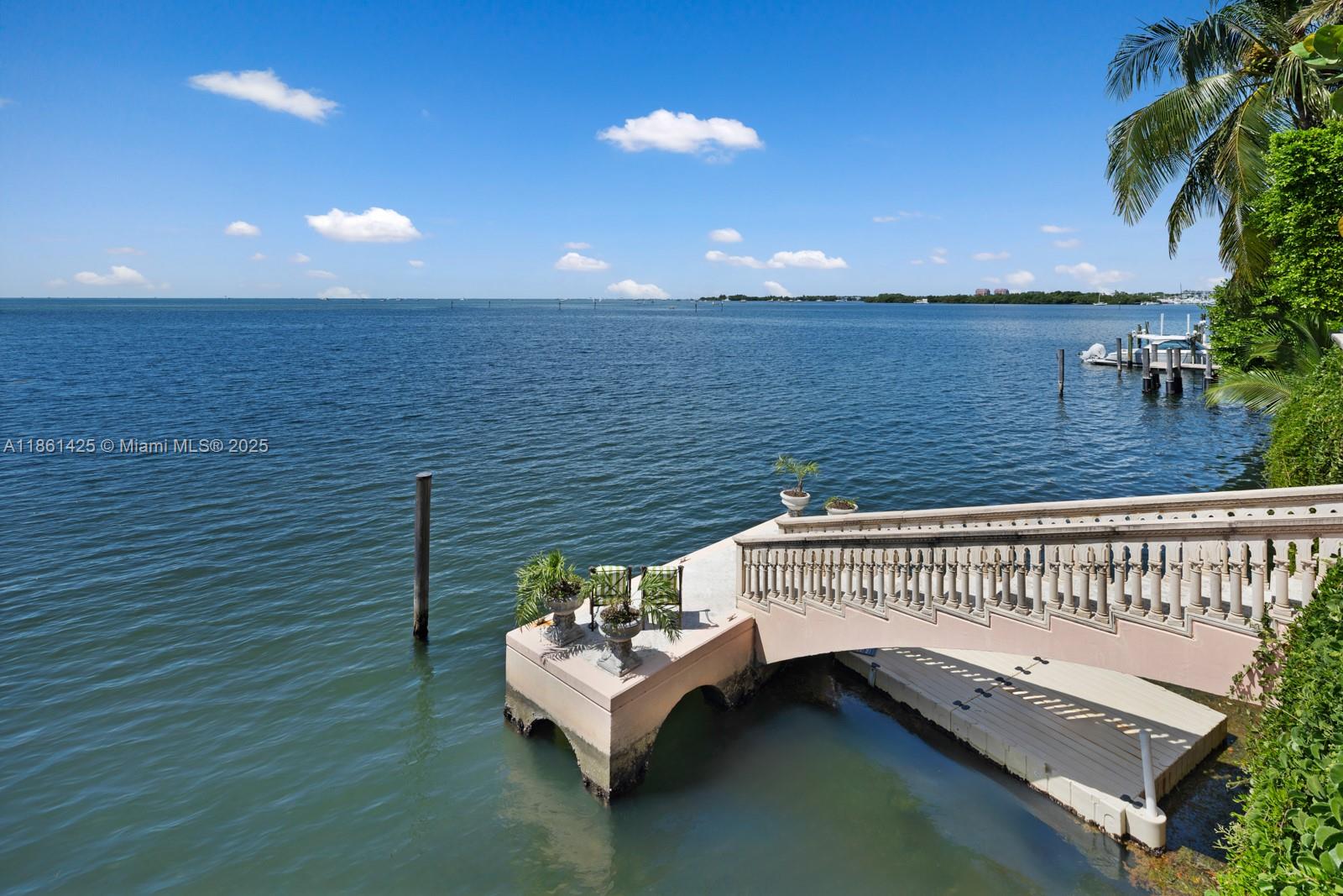 1840 S Bayshore Ln Miami, FL 33133