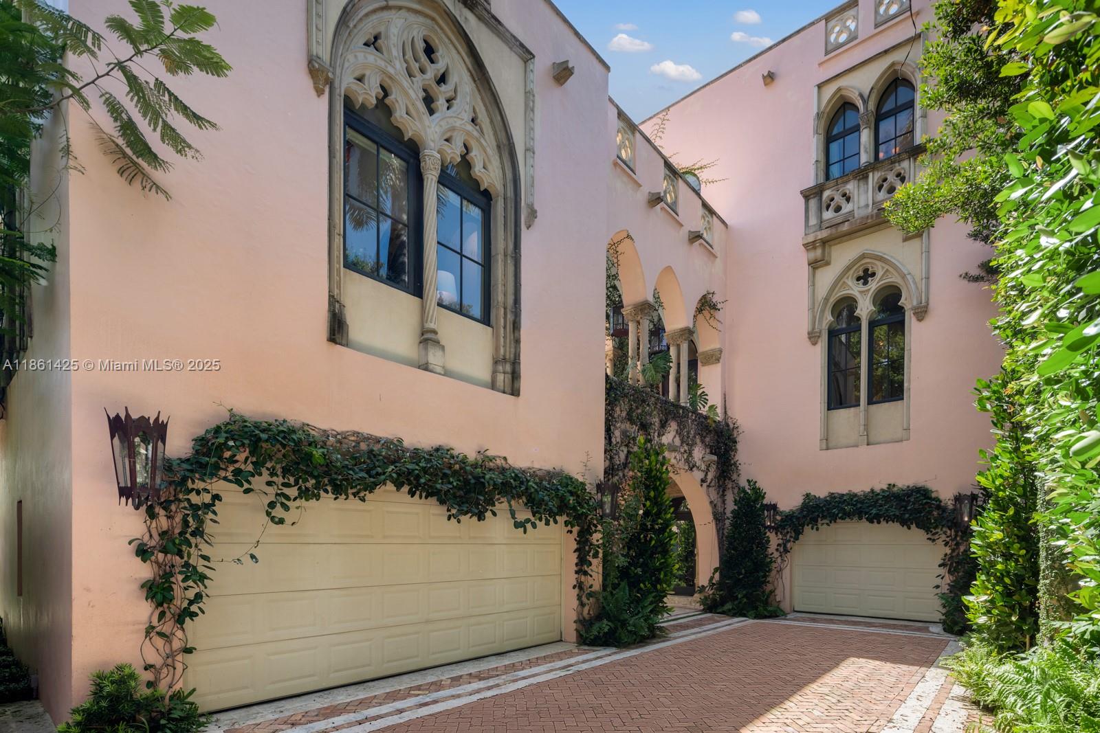 1840 S Bayshore Ln Miami, FL 33133