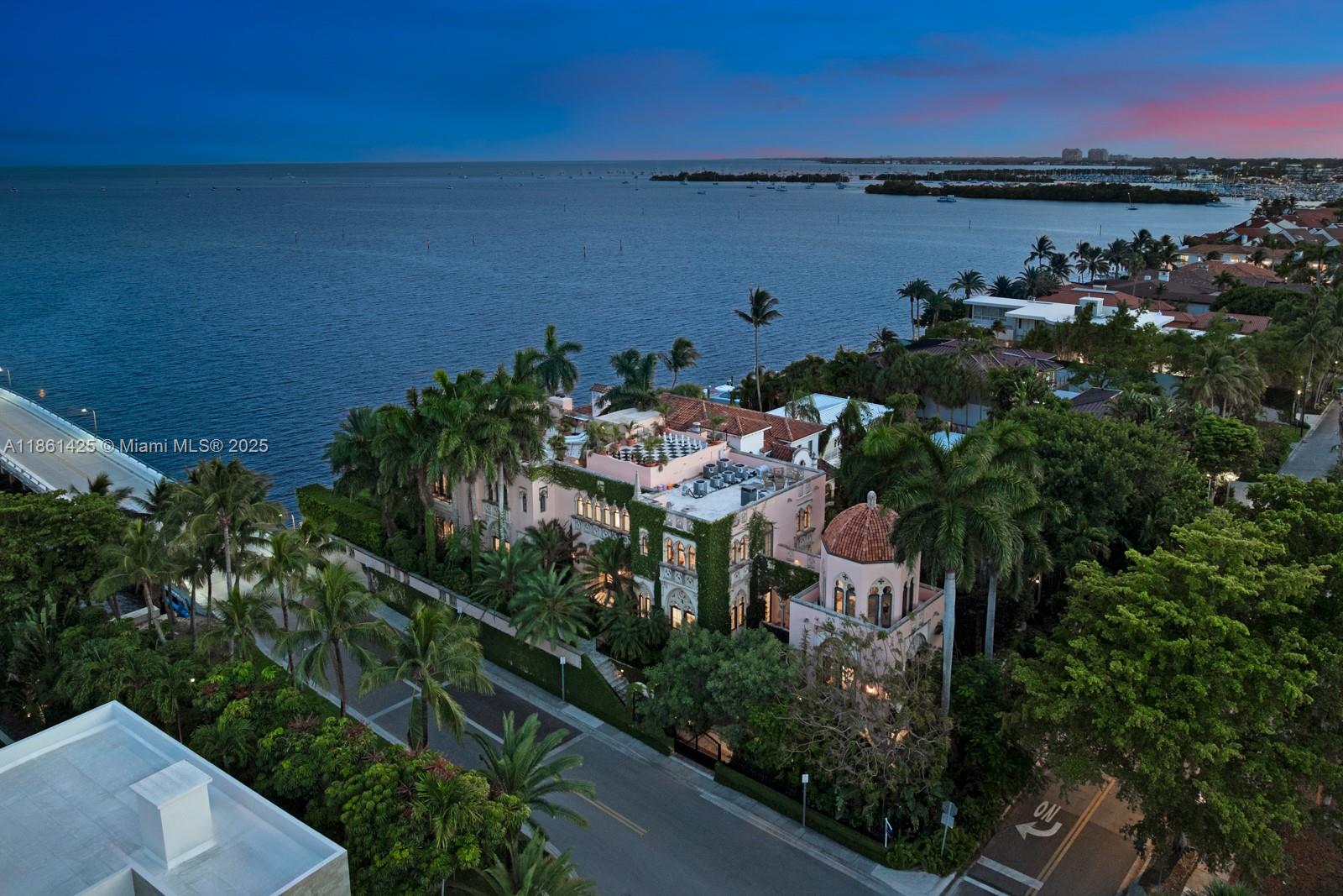 1840 S Bayshore Ln Miami, FL 33133