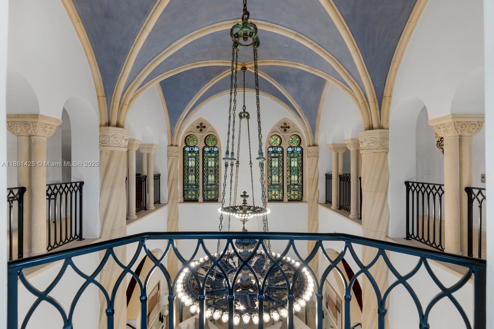 1840 S Bayshore Ln Miami, FL 33133