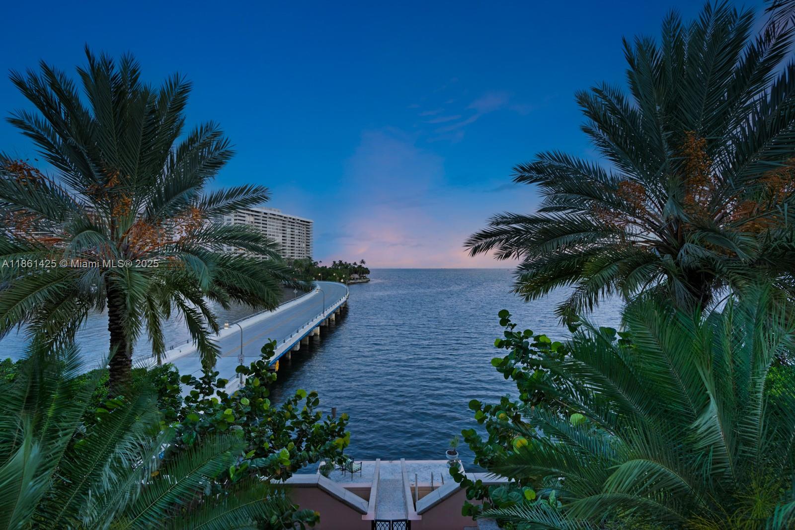 1840 S Bayshore Ln Miami, FL 33133