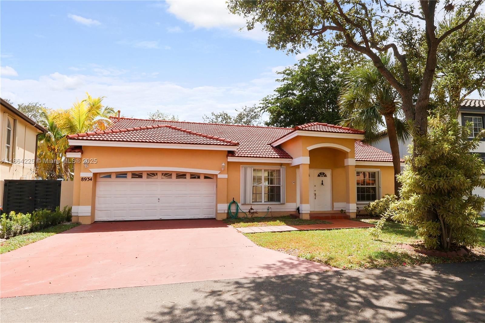 8934 NW 189th Ter