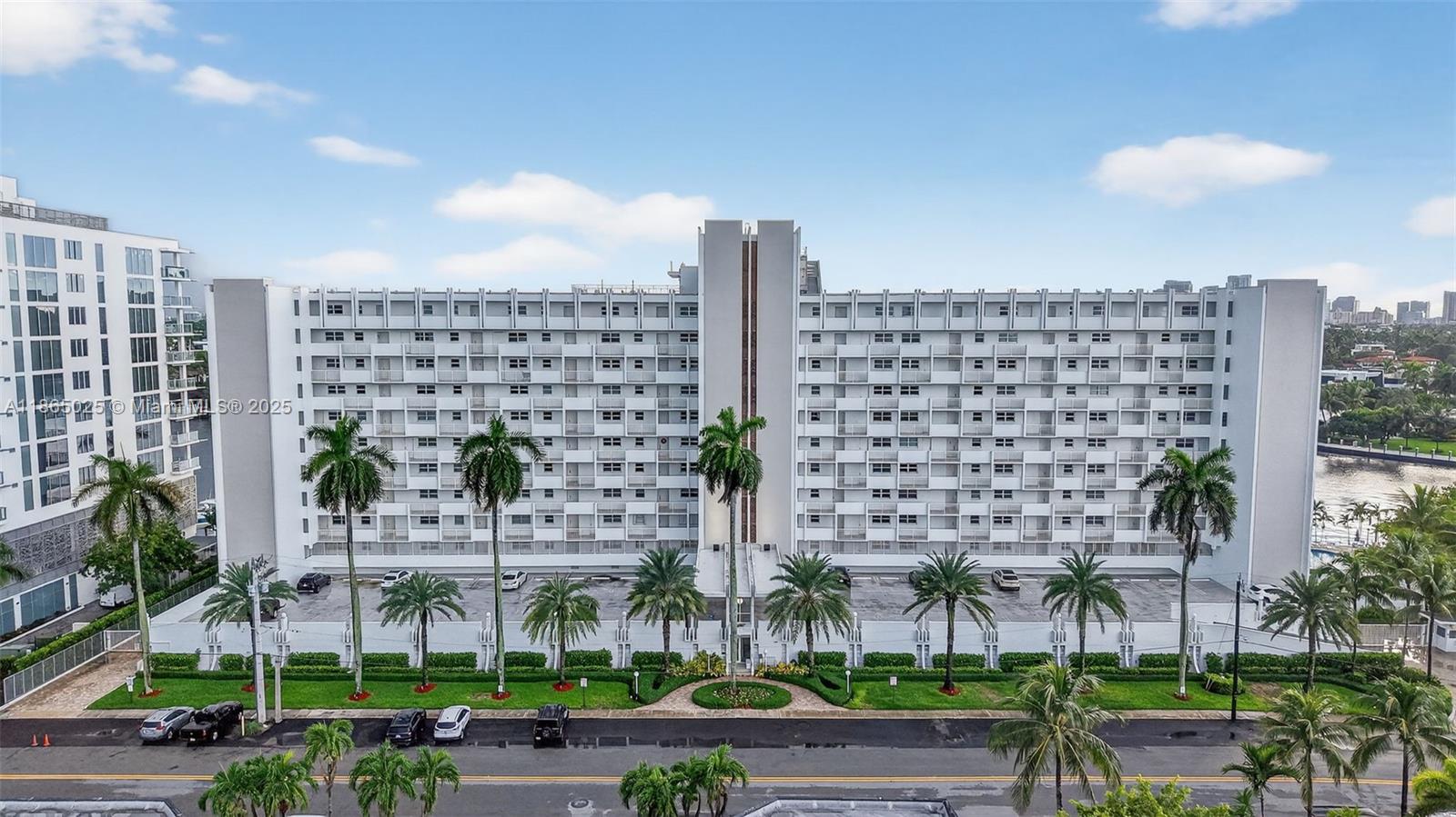 511 Bayshore Dr #1005 Fort Lauderdale, FL 33304 511 Bayshore Dr #1005 Fort Lauderdale, FL 33304
