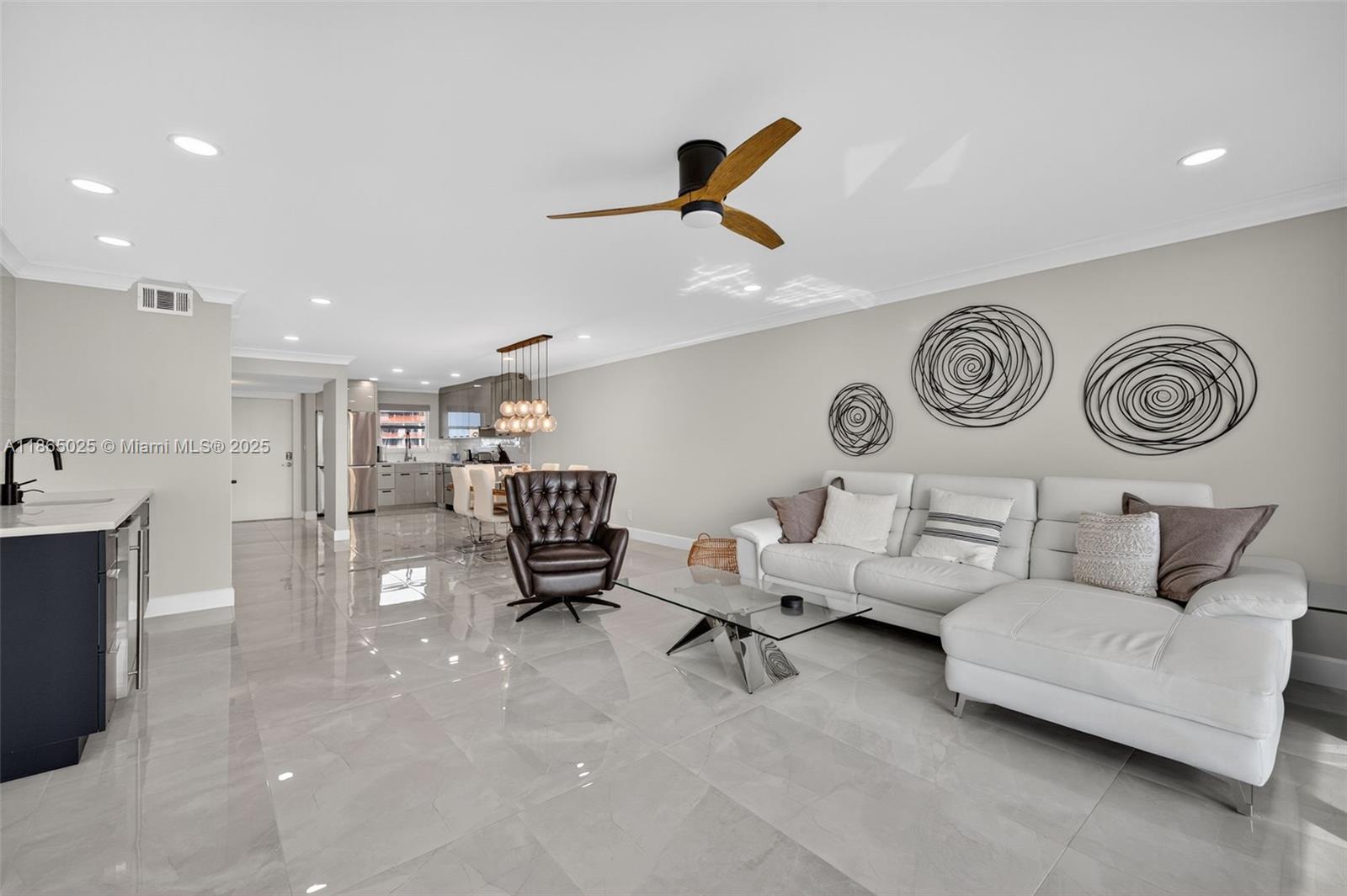 511 Bayshore Dr #1005 Fort Lauderdale, FL 33304 511 Bayshore Dr #1005 Fort Lauderdale, FL 33304
