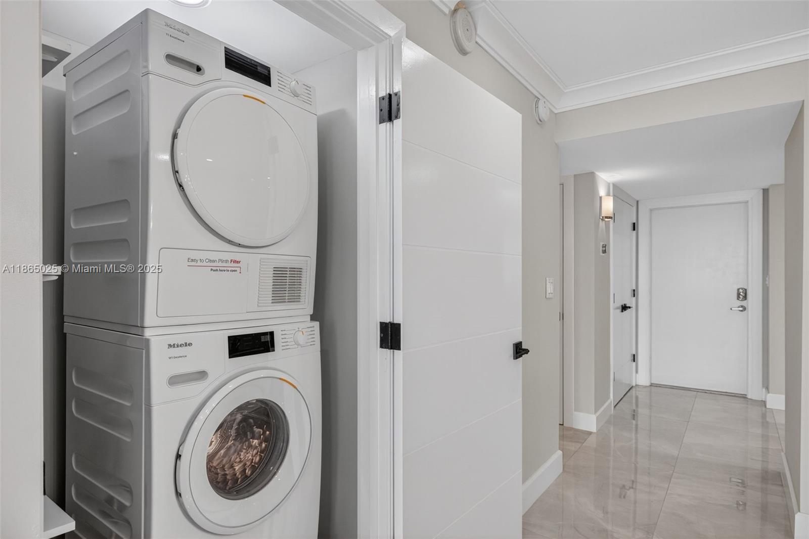 511 Bayshore Dr #1005 Fort Lauderdale, FL 33304 511 Bayshore Dr #1005 Fort Lauderdale, FL 33304