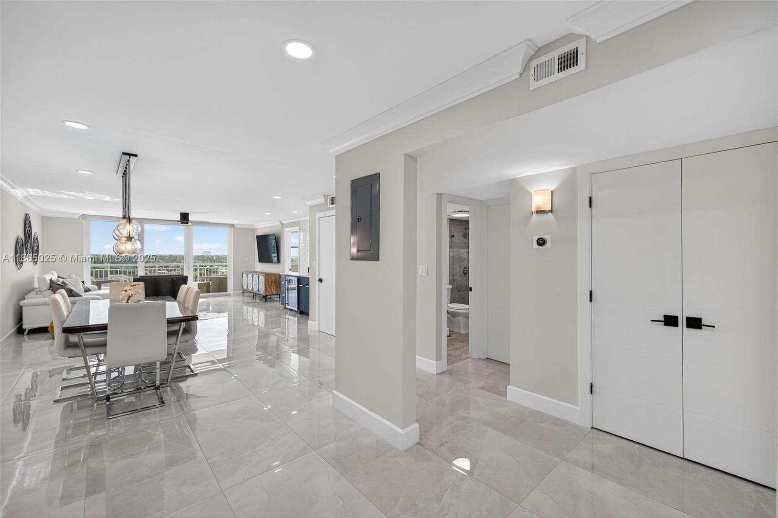 511 Bayshore Dr #1005 Fort Lauderdale, FL 33304 511 Bayshore Dr #1005 Fort Lauderdale, FL 33304
