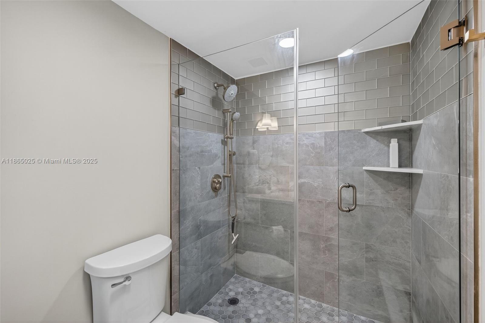 511 Bayshore Dr #1005 Fort Lauderdale, FL 33304 511 Bayshore Dr #1005 Fort Lauderdale, FL 33304