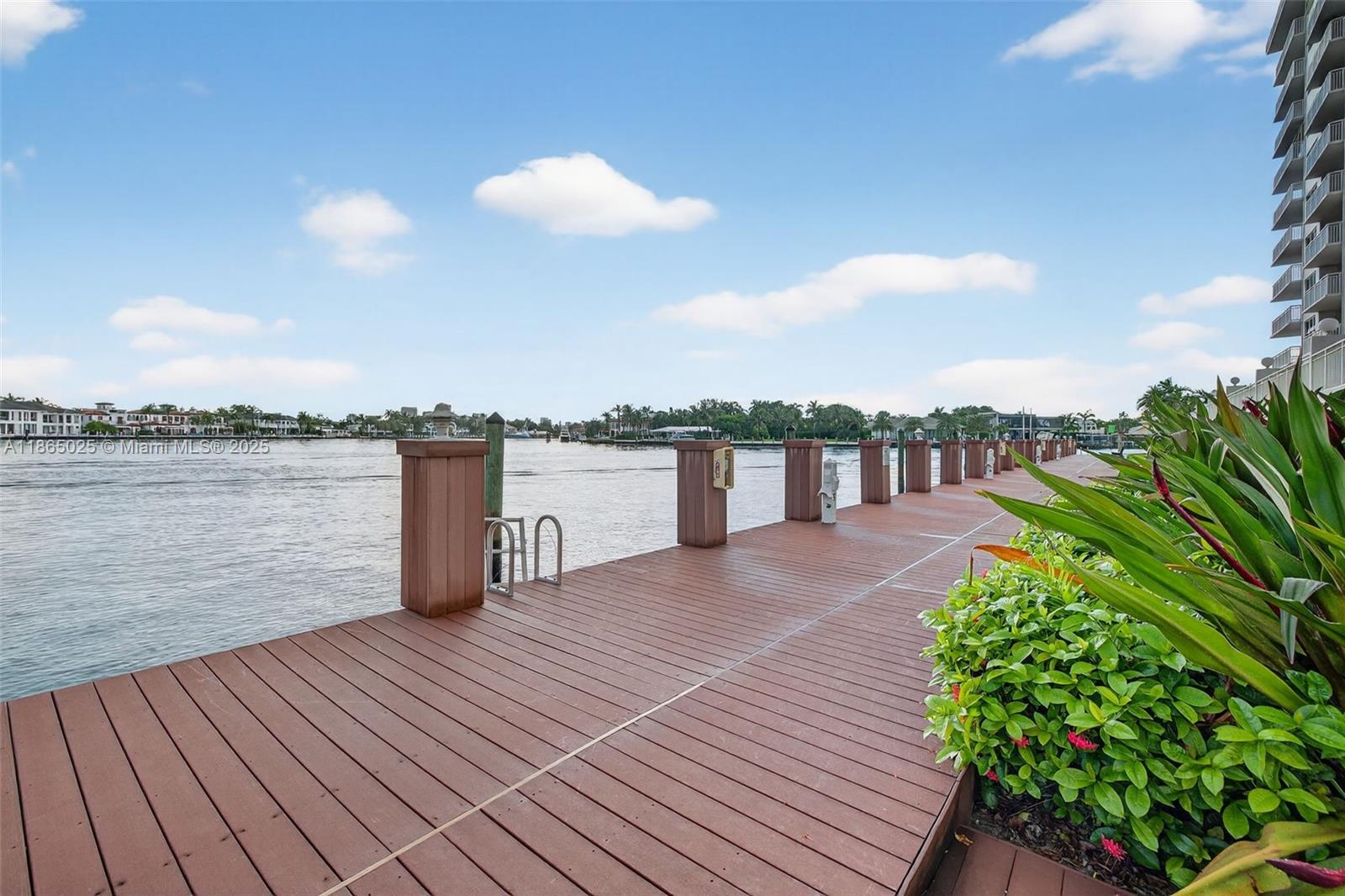 511 Bayshore Dr #1005 Fort Lauderdale, FL 33304 511 Bayshore Dr #1005 Fort Lauderdale, FL 33304