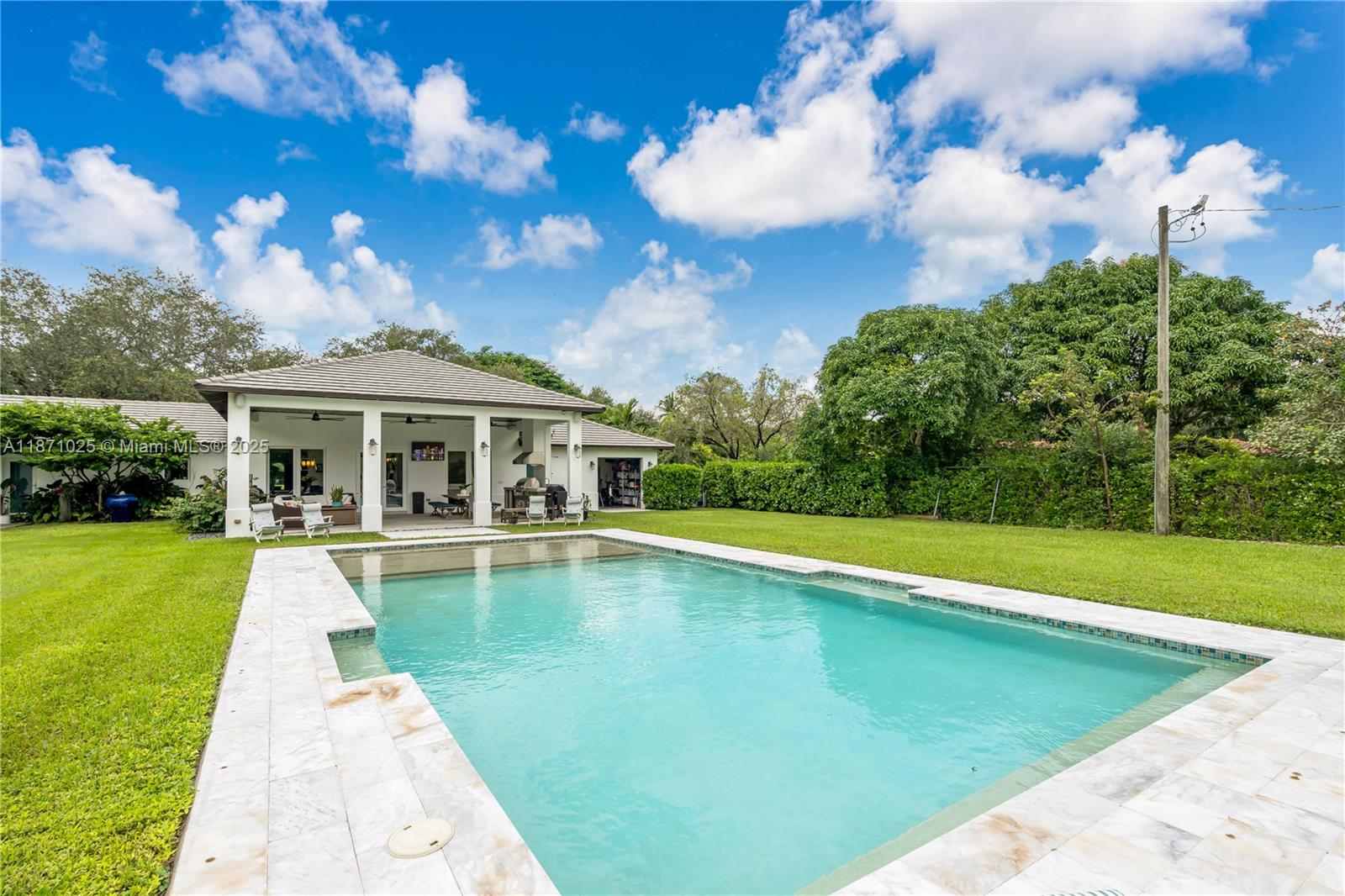 11835 SW 91st Ave Miami, FL 33176