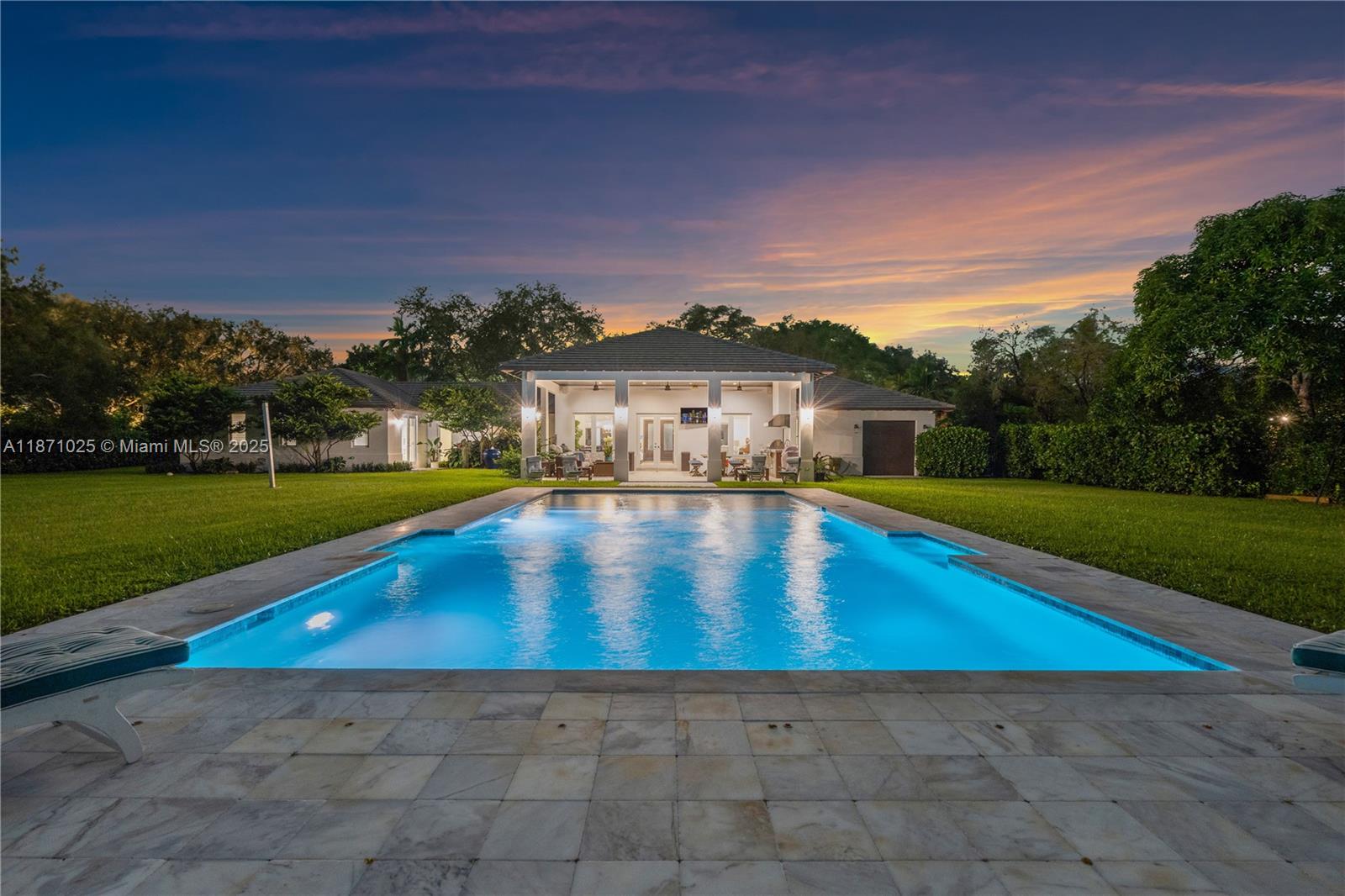 11835 SW 91st Ave Miami, FL 33176