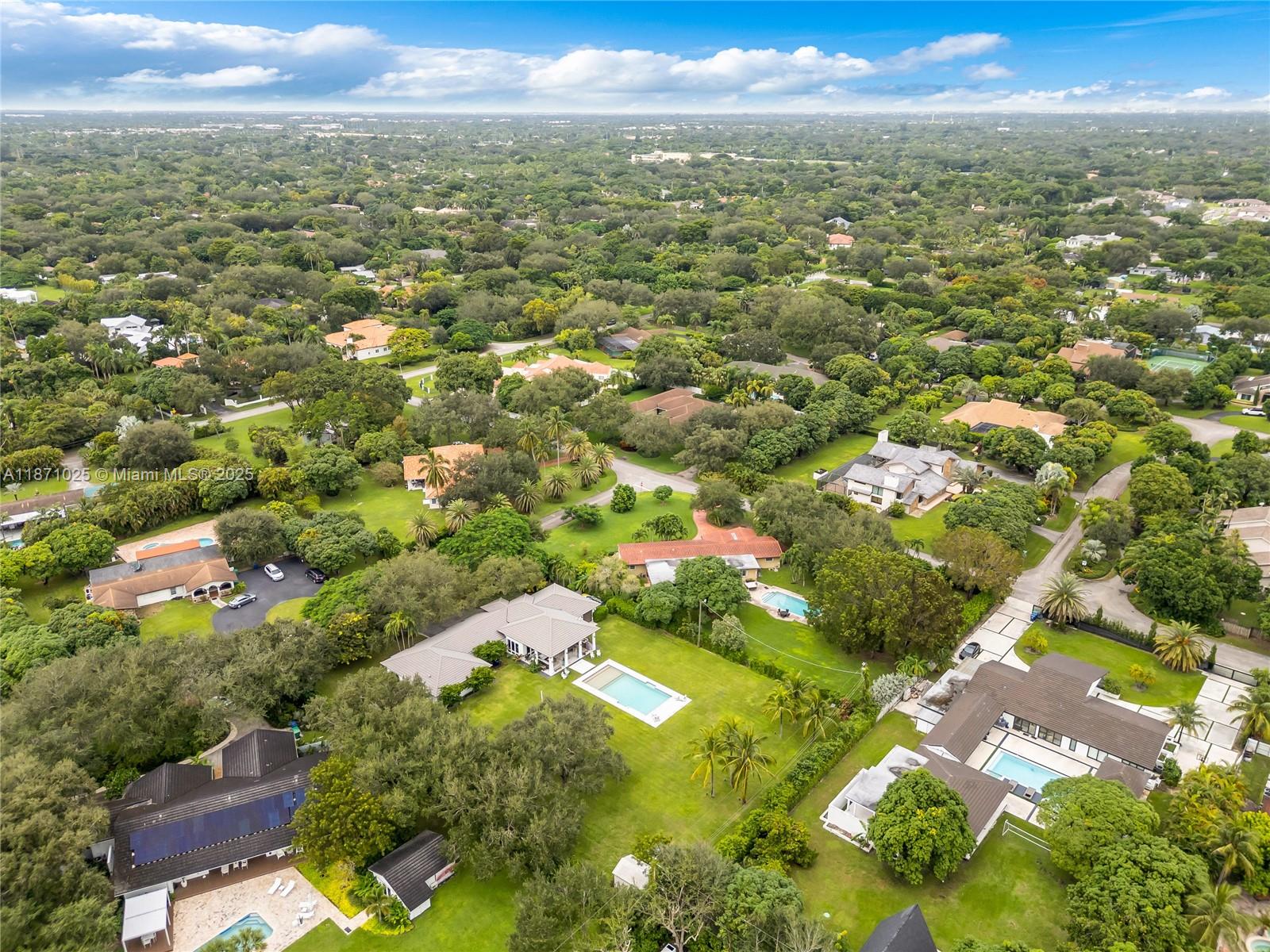 11835 SW 91st Ave Miami, FL 33176