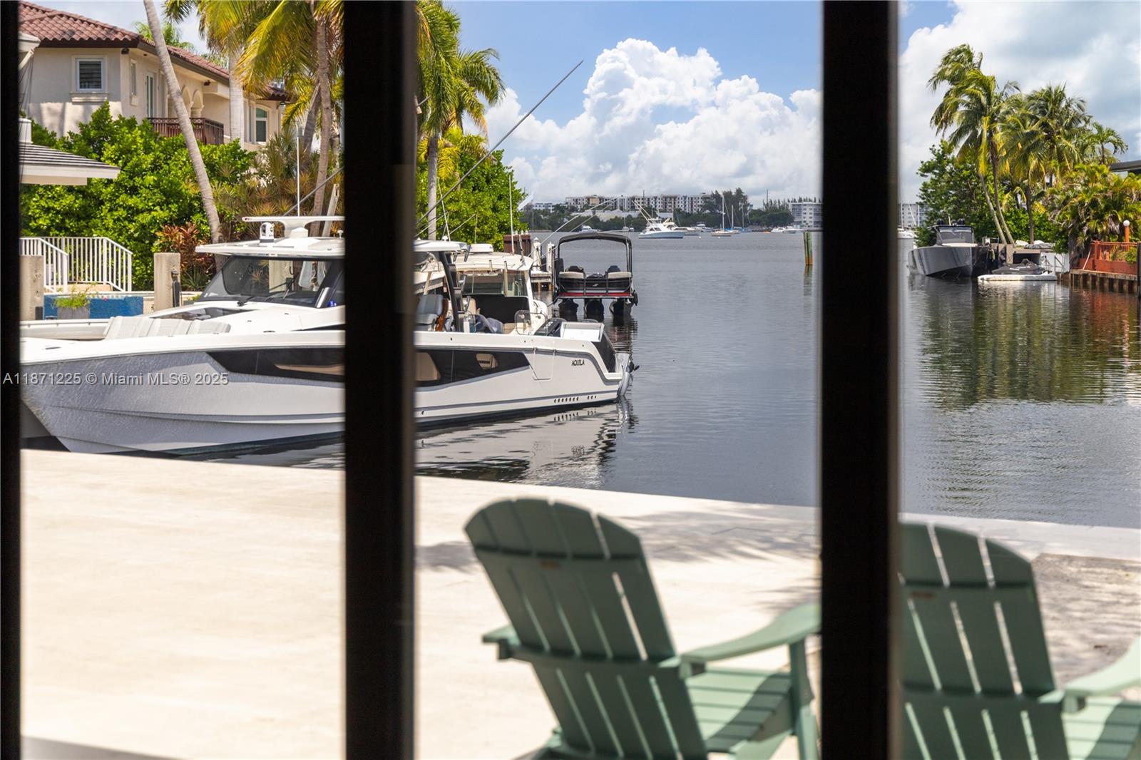 2925 NE 164th St North Miami Beach, FL 33160