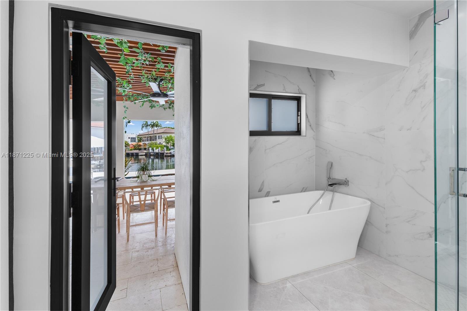 2925 NE 164th St North Miami Beach, FL 33160