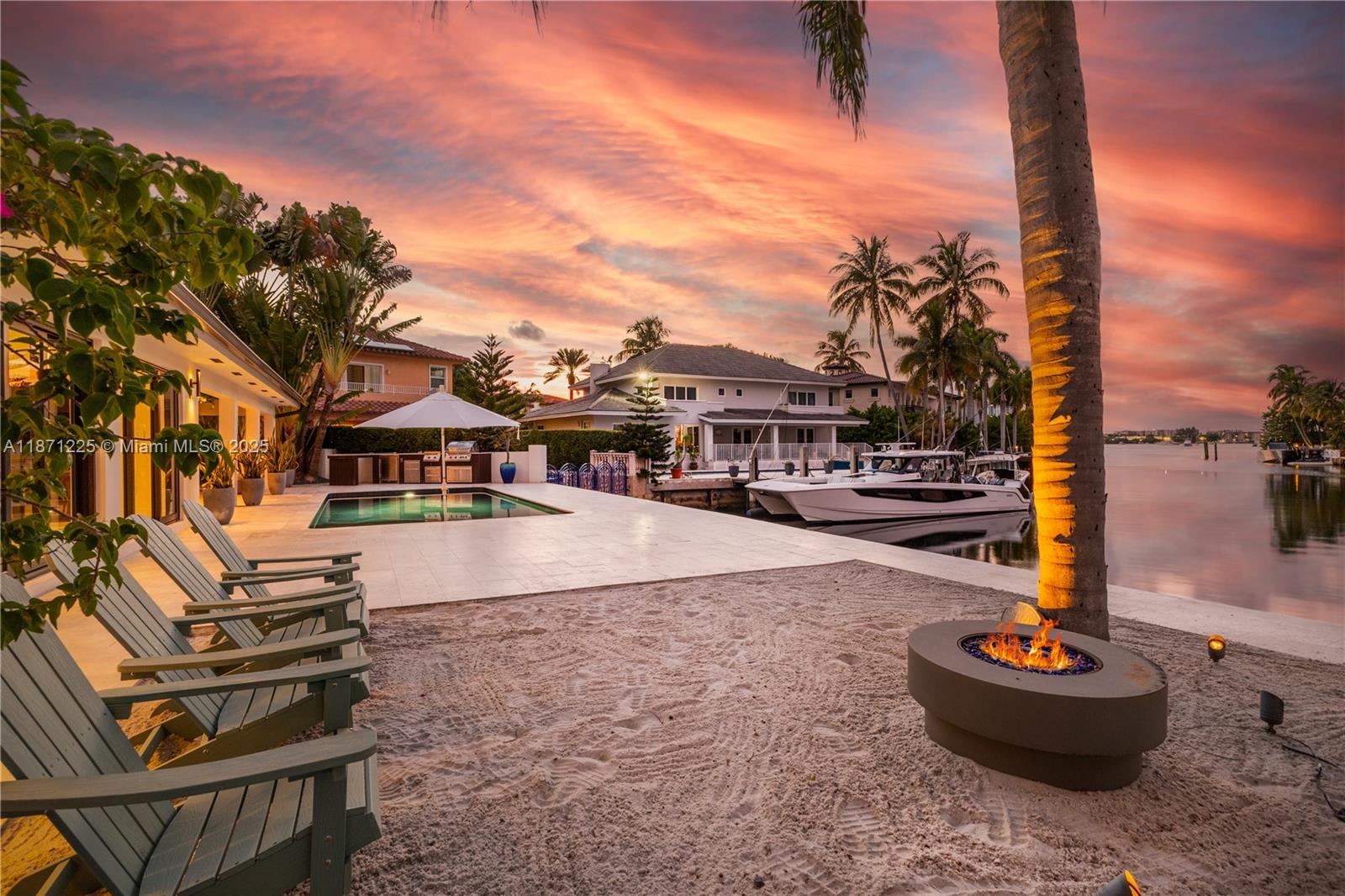 2925 NE 164th St North Miami Beach, FL 33160