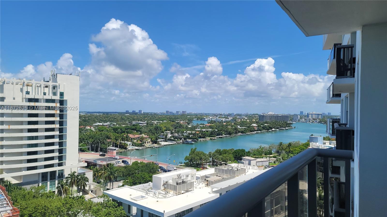 6039 Collins Ave #1535