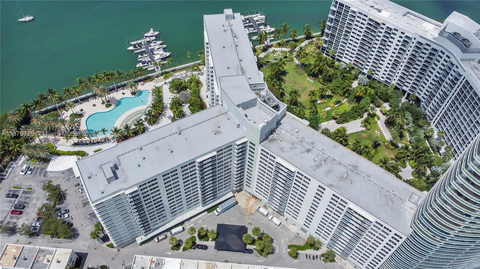 image Flamingo South Beach I Co2