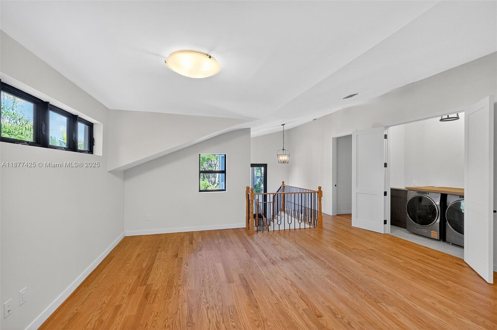 2330 Overbrook St Coconut Grove, FL 33133