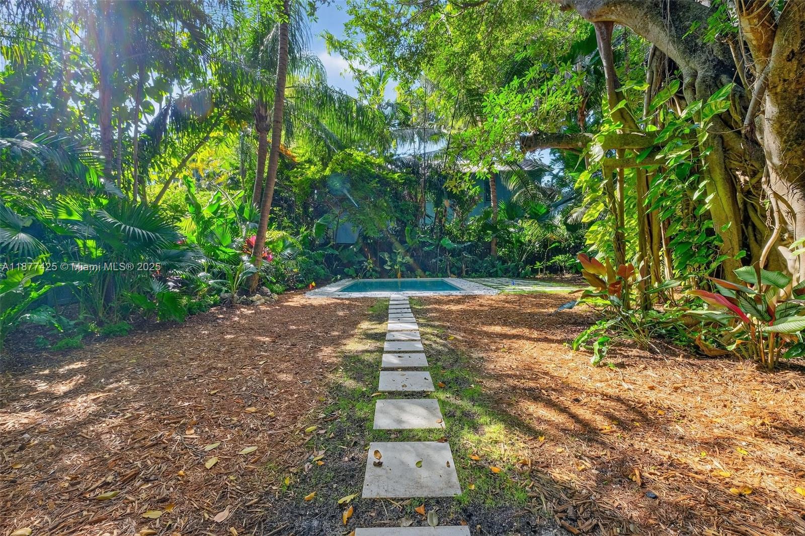 2330 Overbrook St Coconut Grove, FL 33133