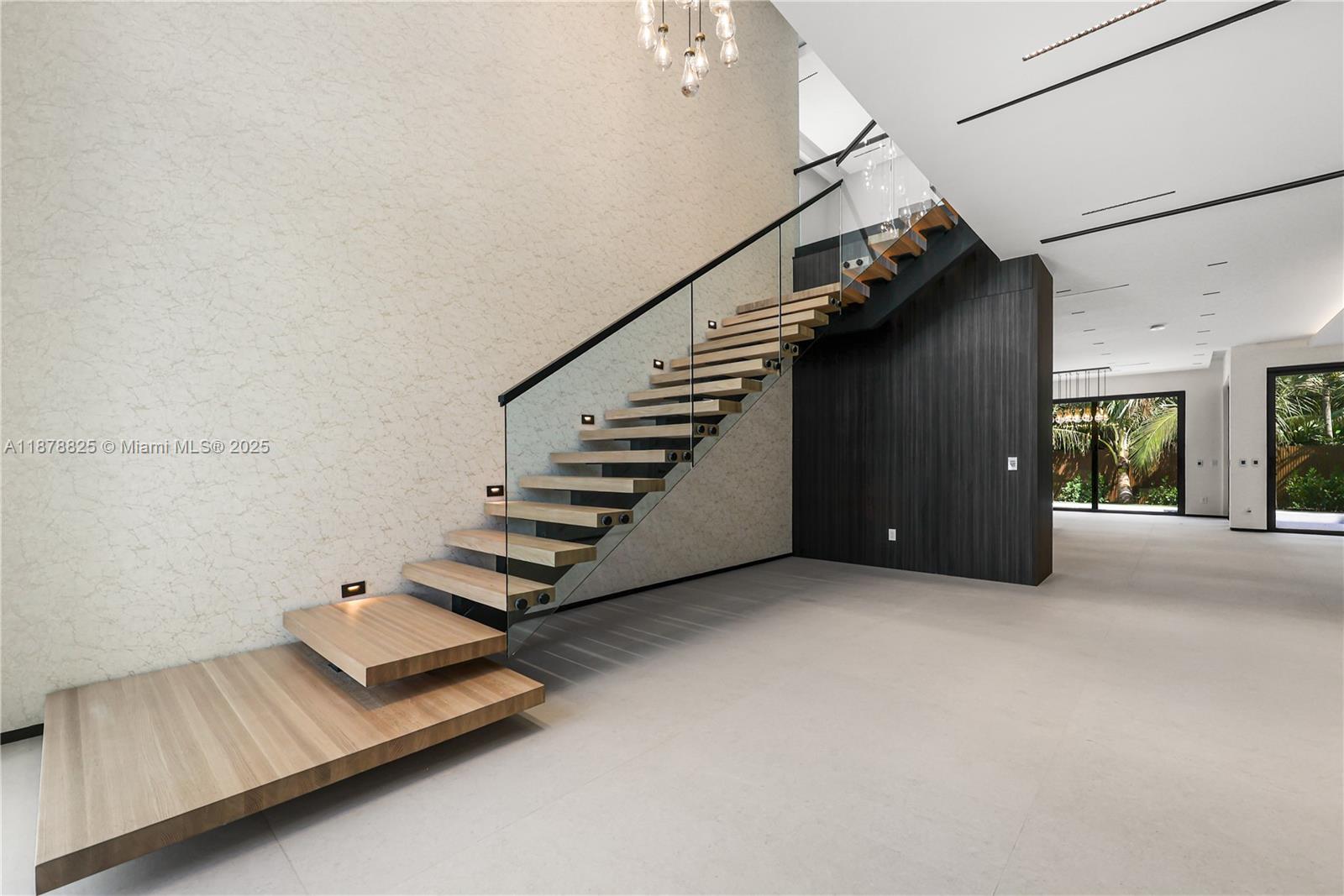 713 SE 6th St Fort Lauderdale, FL 33301