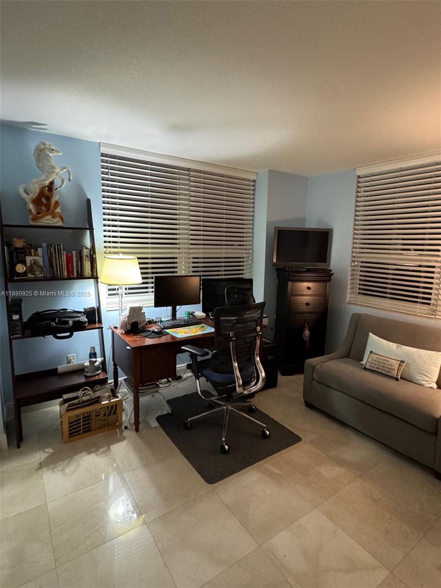 image Gables Marquis16