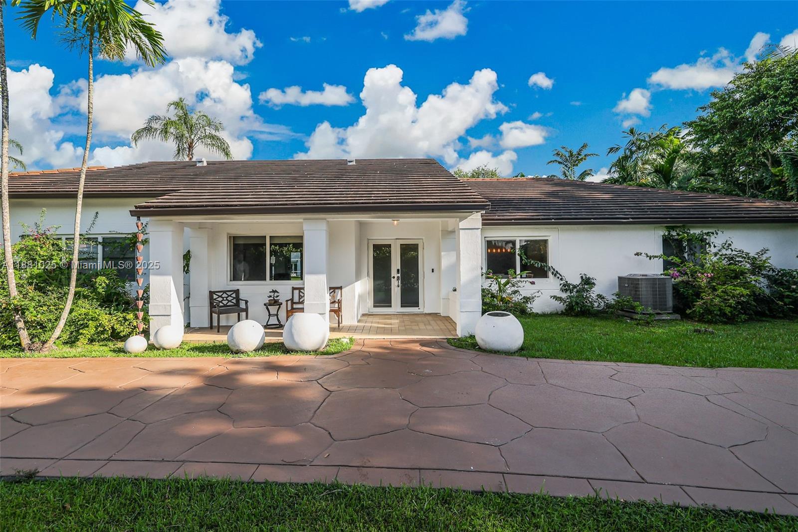 11461 SW 93rd St Miami, FL 33176