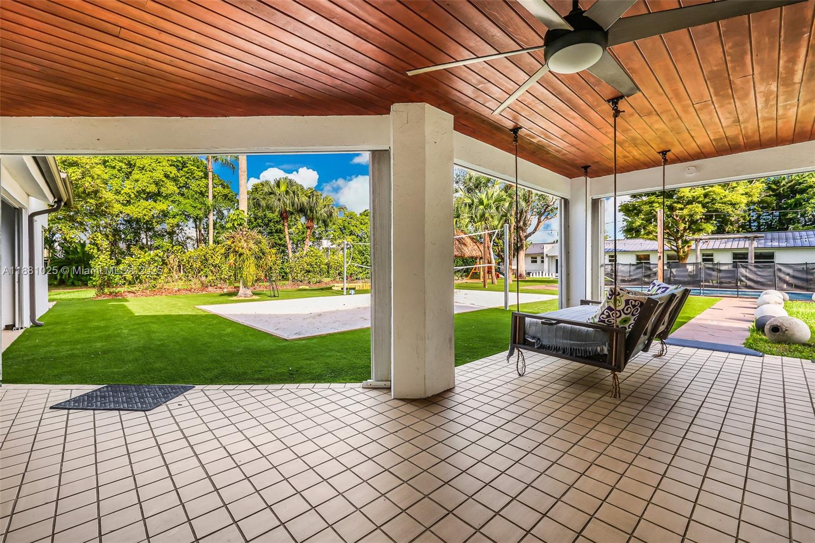 11461 SW 93rd St Miami, FL 33176