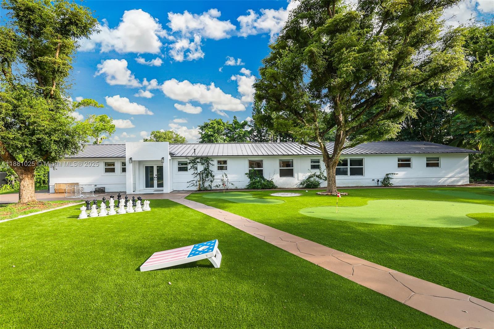 11461 SW 93rd St Miami, FL 33176