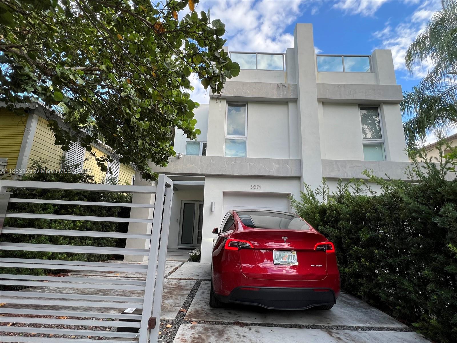 3071 Orange St #3071