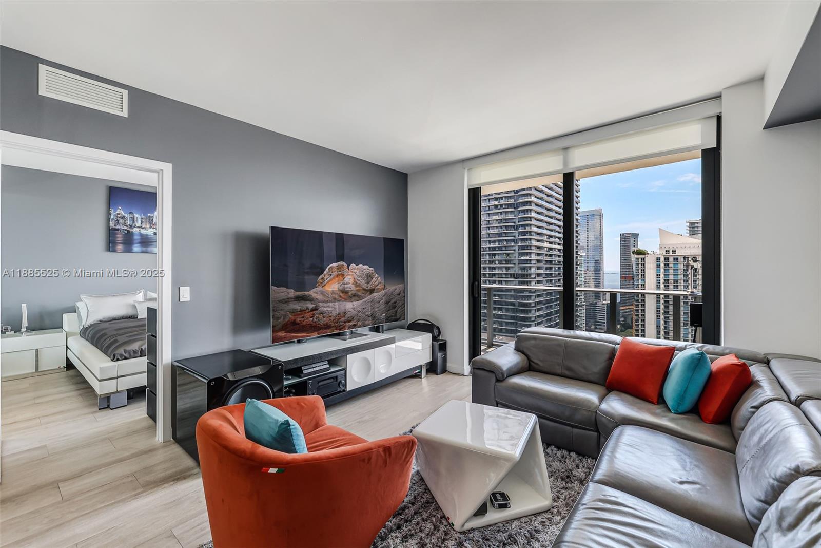 image Brickell Heights East18