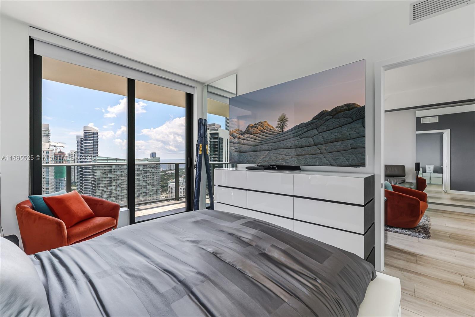 image Brickell Heights East26