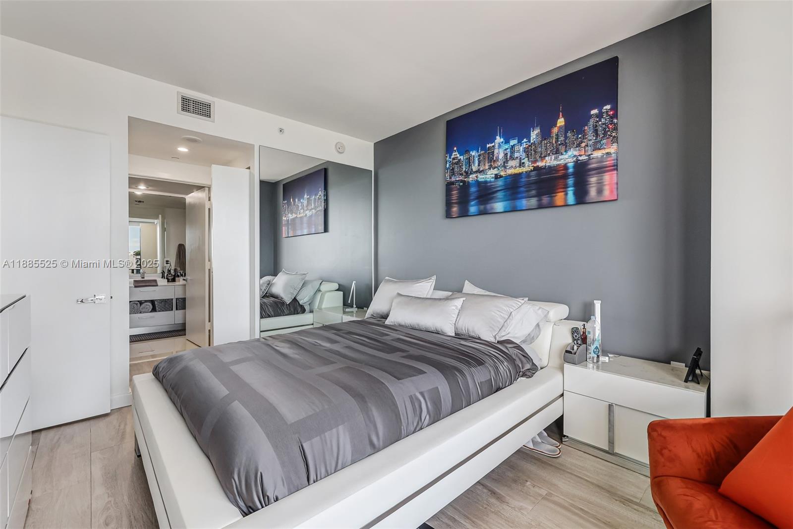 image Brickell Heights East27