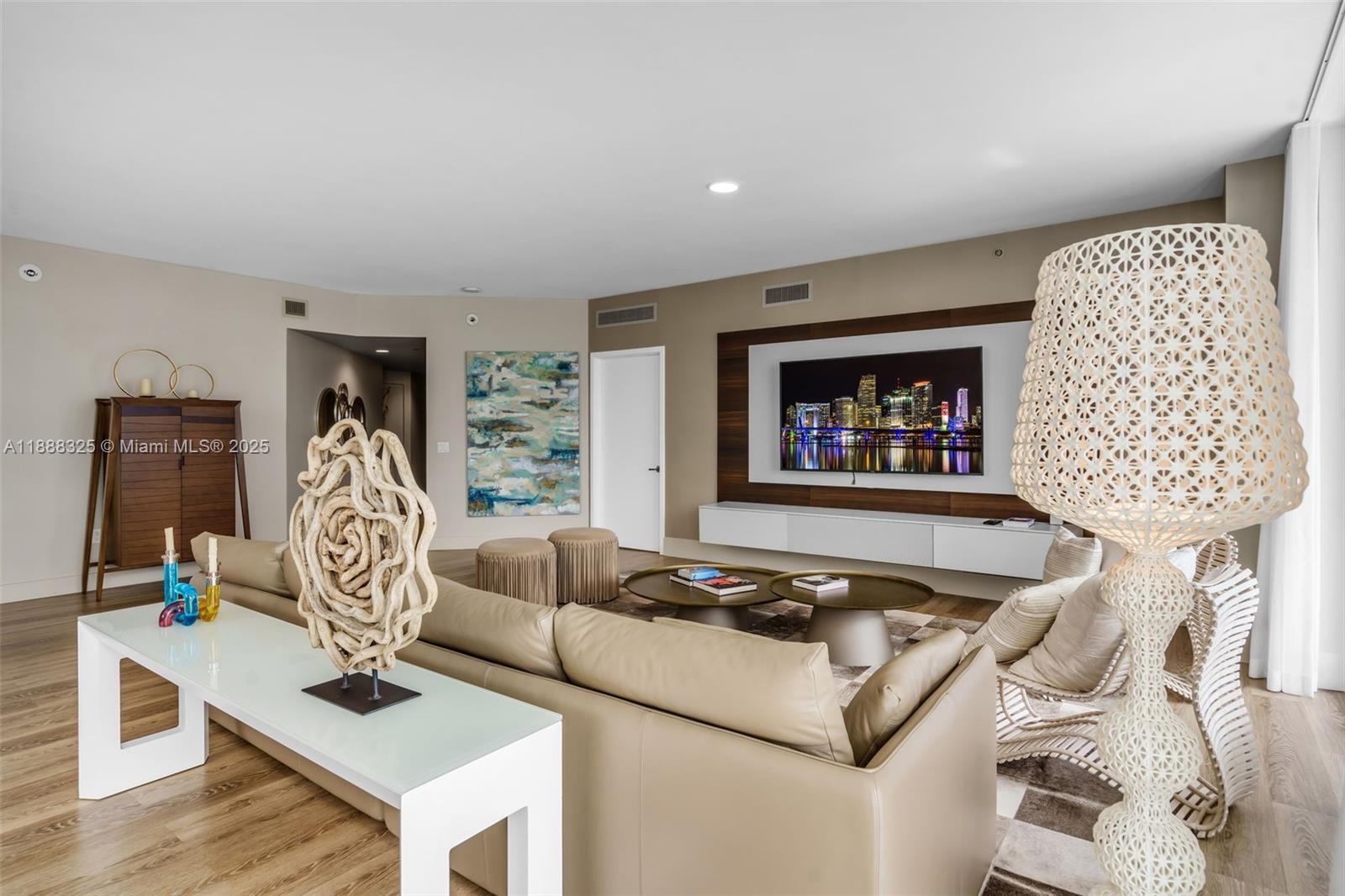 17301 Biscayne Blvd #501 North Miami Beach, FL 33160