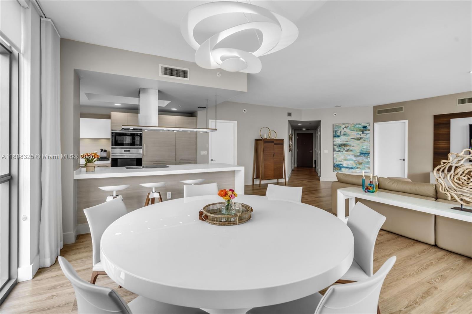 17301 Biscayne Blvd #501 North Miami Beach, FL 33160