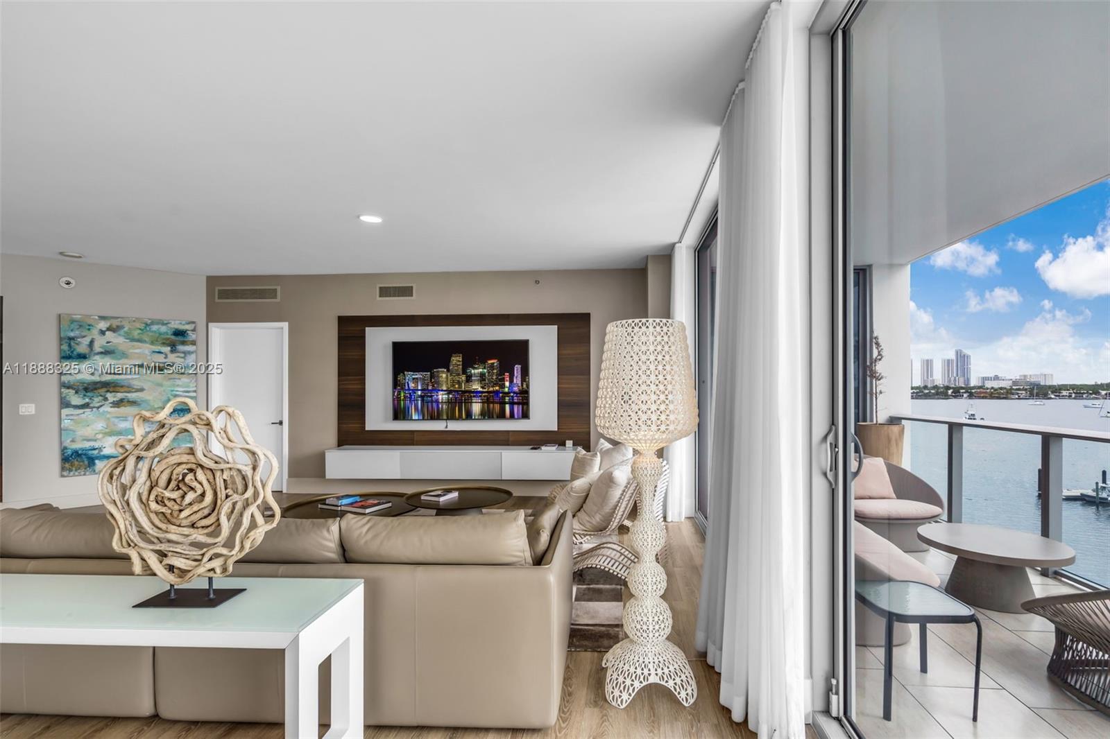 17301 Biscayne Blvd #501 North Miami Beach, FL 33160