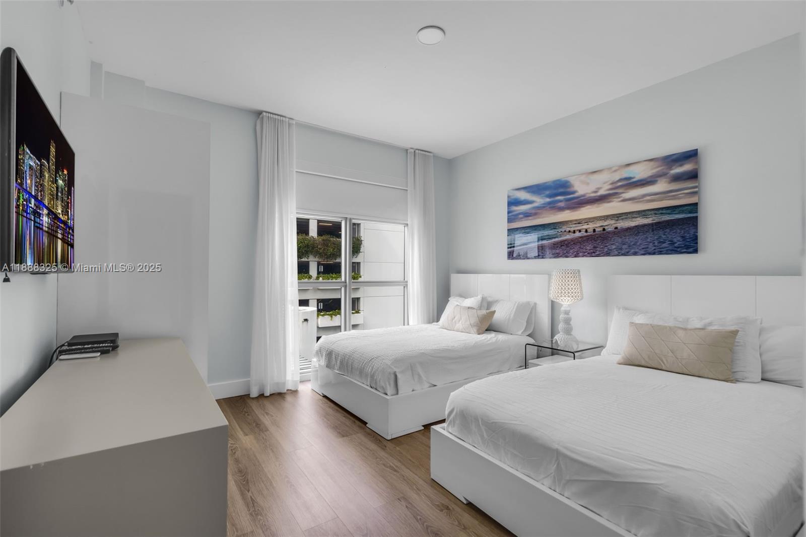 17301 Biscayne Blvd #501 North Miami Beach, FL 33160