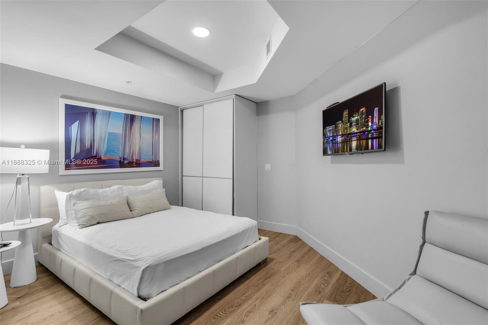 17301 Biscayne Blvd #501 North Miami Beach, FL 33160