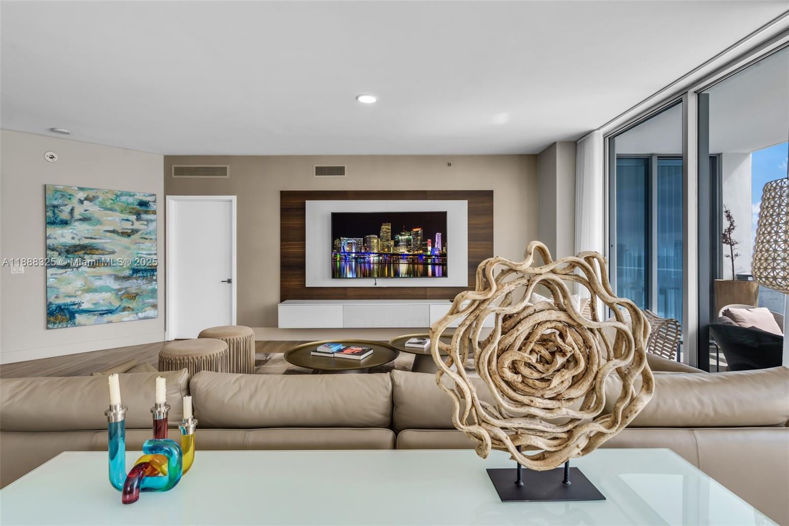 17301 Biscayne Blvd #501 North Miami Beach, FL 33160