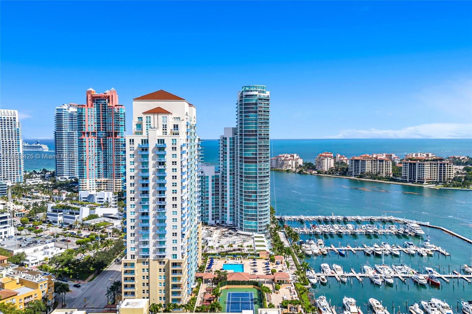 image Yacht Club At Portofino C38