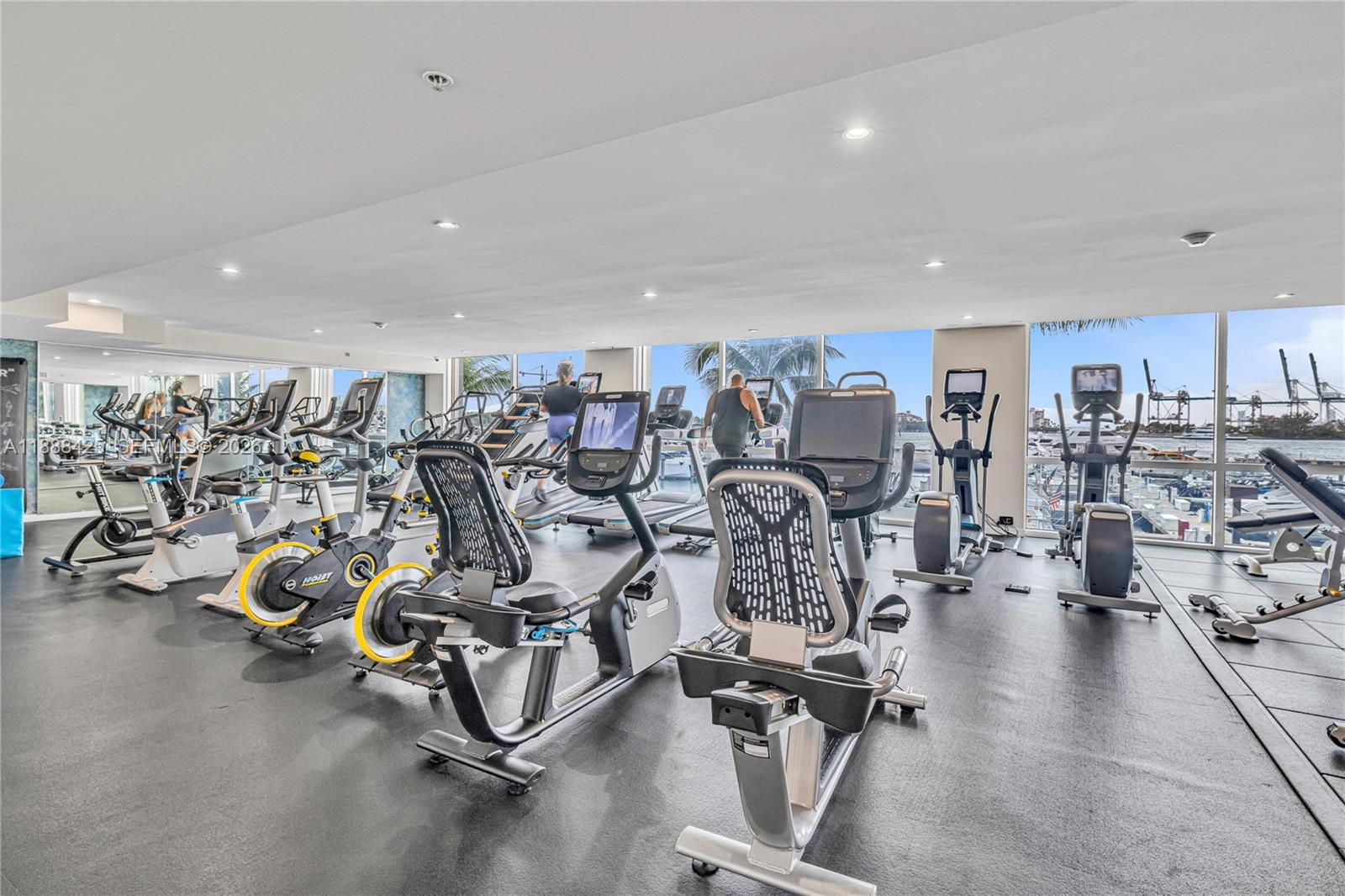 image Yacht Club at Portofino51