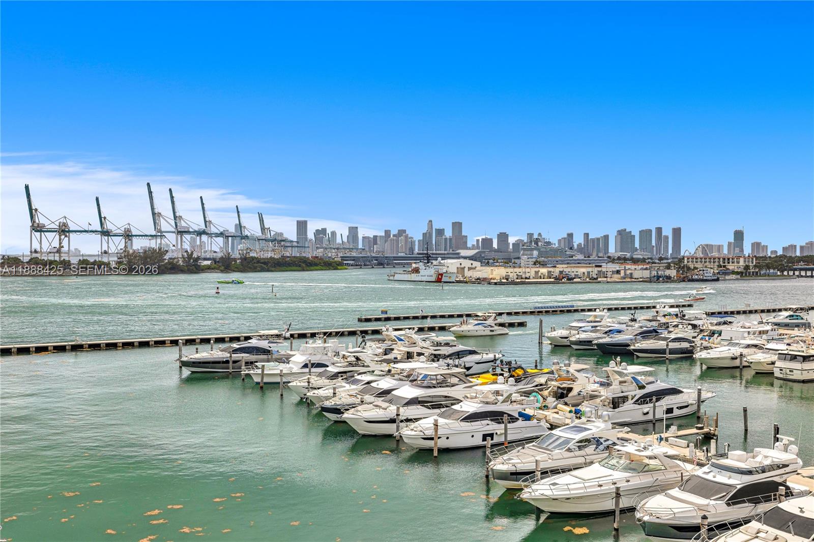 image Yacht Club at Portofino61