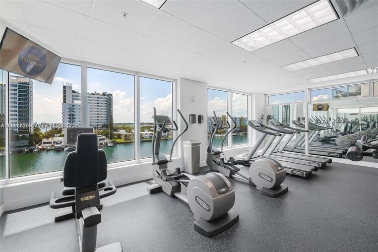 7928 East Dr #605,North Bay Village, FL 33141