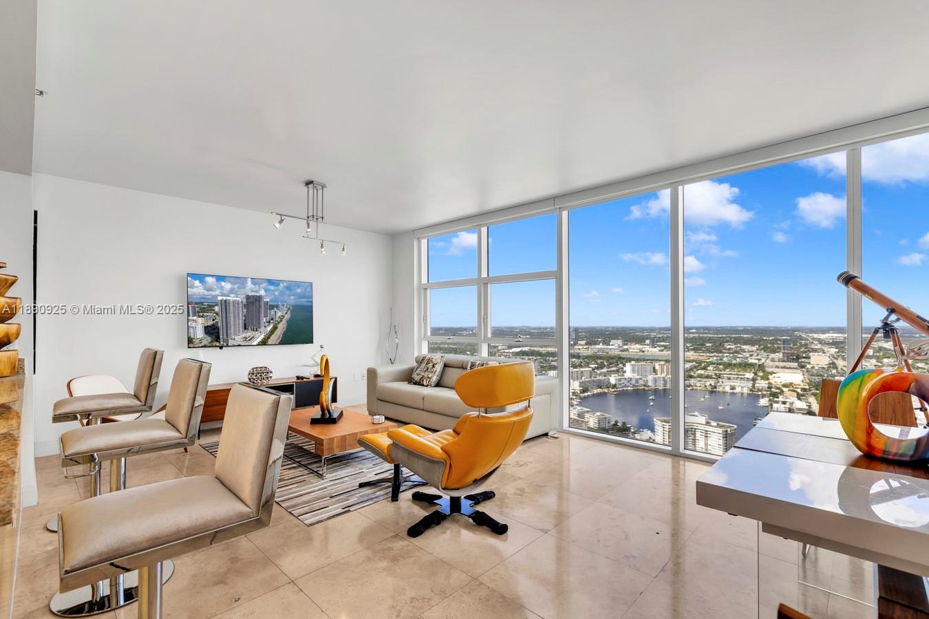 1830 S Ocean Dr #4807