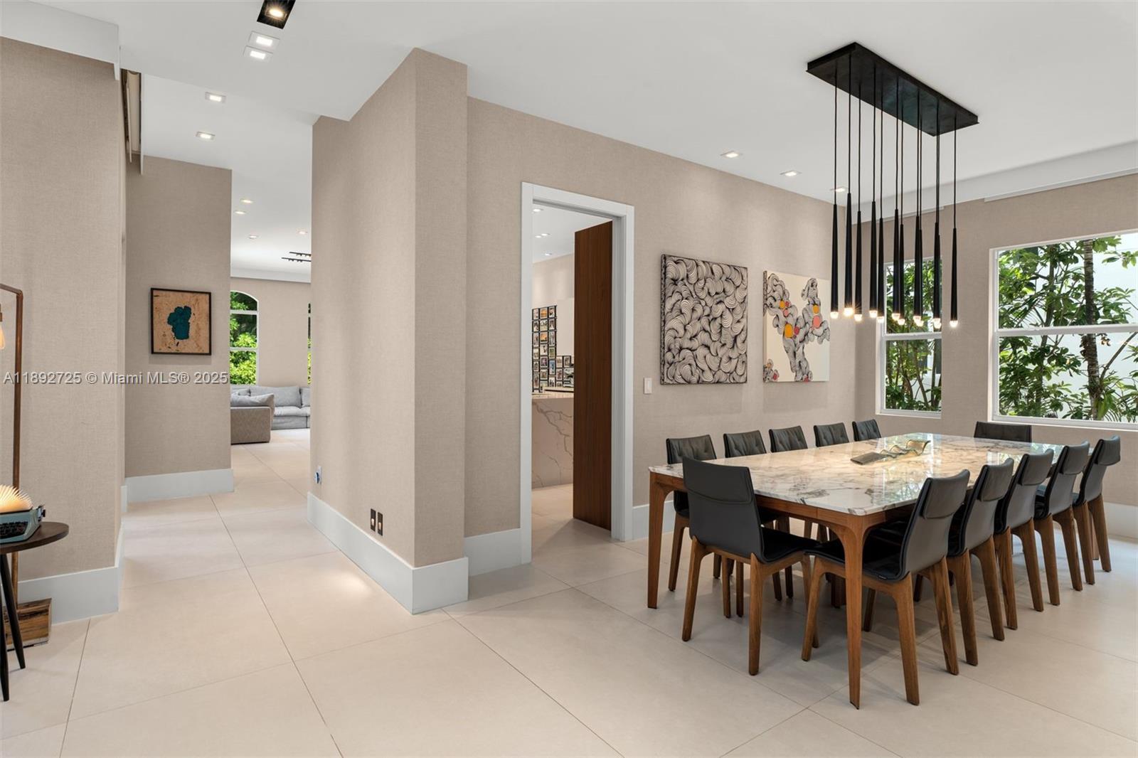 229 Golden Bch Dr Golden Beach, FL 33160