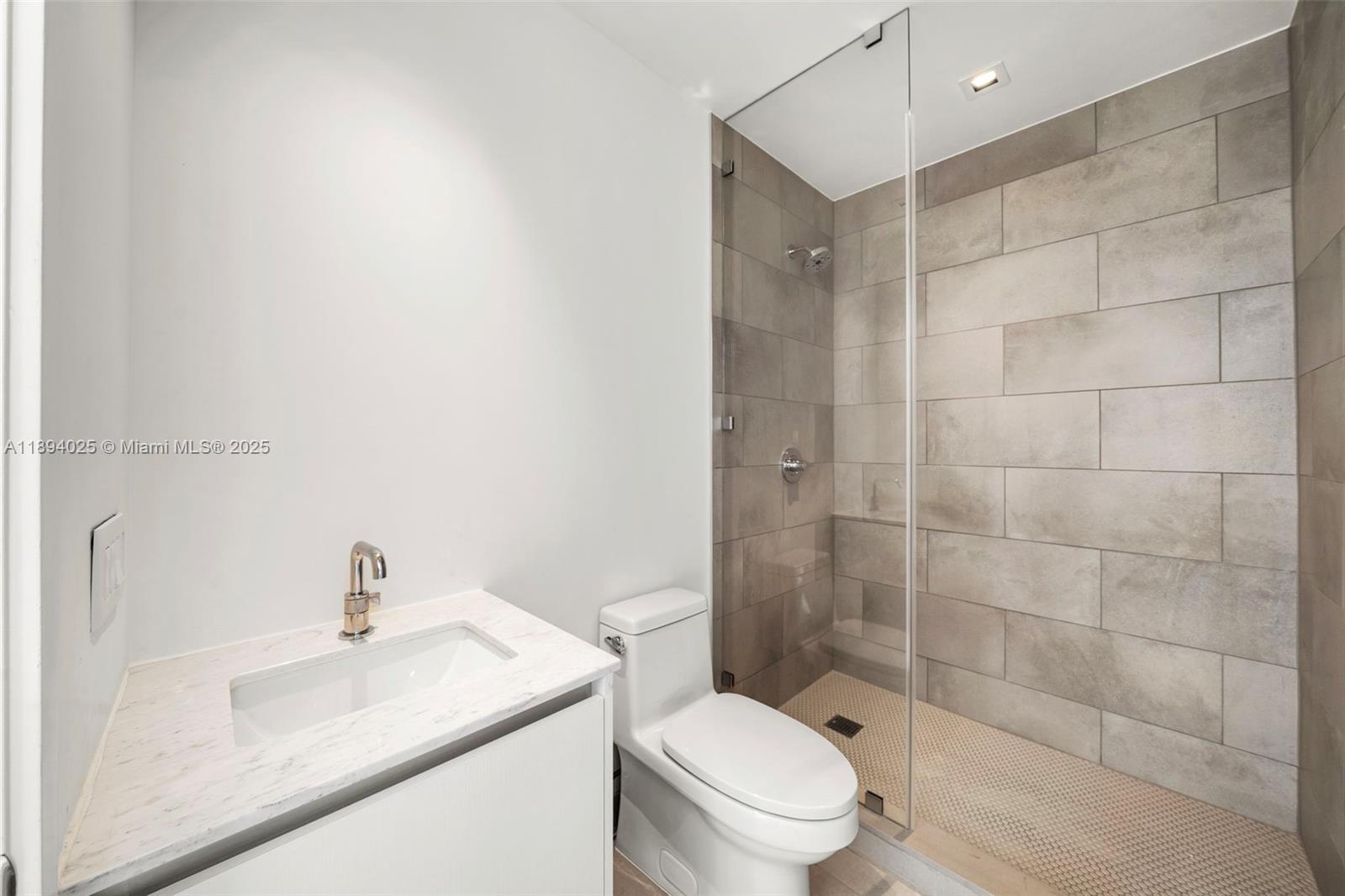 788 NE 23rd St #3301 Miami, FL 33137 788 NE 23rd St #3301 Miami, FL 33137
