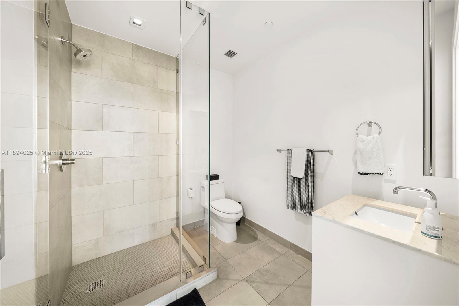 788 NE 23rd St #3301 Miami, FL 33137 788 NE 23rd St #3301 Miami, FL 33137